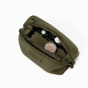 Dagne Dover Hunter Toiletry Bag in Dark Moss